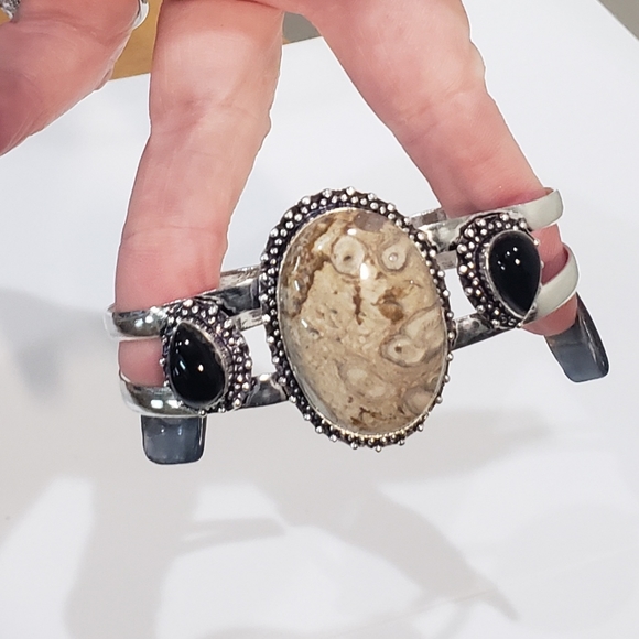 Chalcedony bracelet, 925 silver rock chalcedony black onyx adjustable bangle - Picture 15 of 15